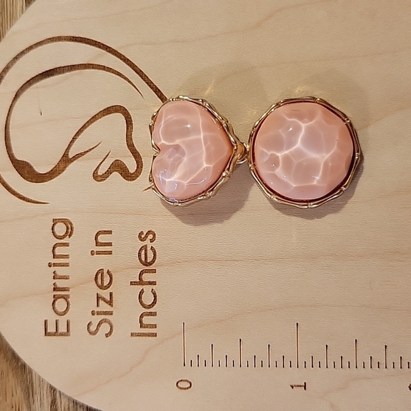 🔥LAST PAIR🔥 Reflection Illusion Peach Drop Earrings - Picture 3 of 8